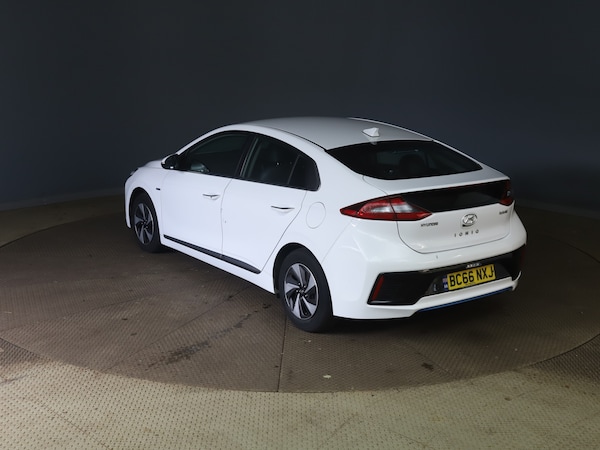Used Hyundai IONIQ 2017 for sale - 76149171: Photo 4