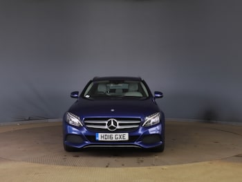 Used Mercedes-Benz C Class 2016 for sale - 76292902: Photo 2