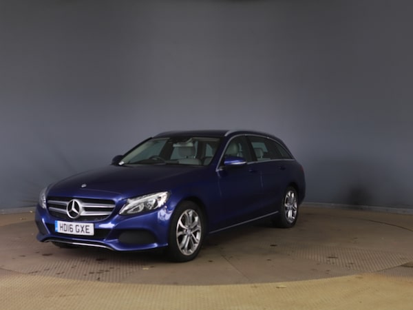 Used Mercedes-Benz C Class 2016 for sale - 76292902: Photo 3