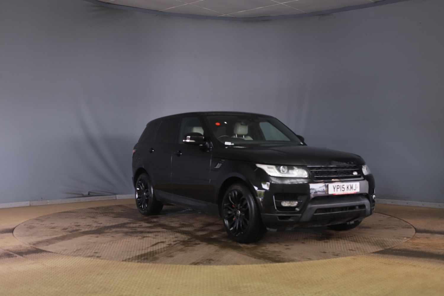 Used Land Rover Range Rover Sport 2015 for sale - 76198122: Photo 1