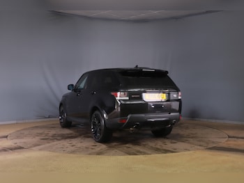 Used Land Rover Range Rover Sport 2015 for sale - 76198122: Photo 4