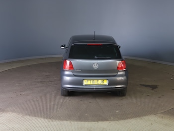Used Volkswagen Polo 2011 for sale - 76149162: Photo 2
