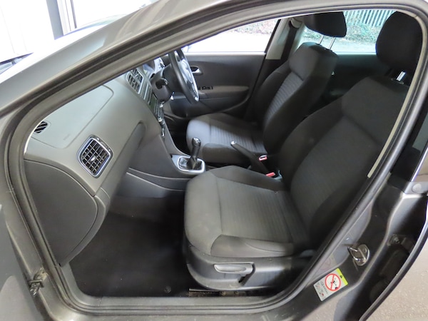 Used Volkswagen Polo 2011 for sale - 76149162: Photo 7