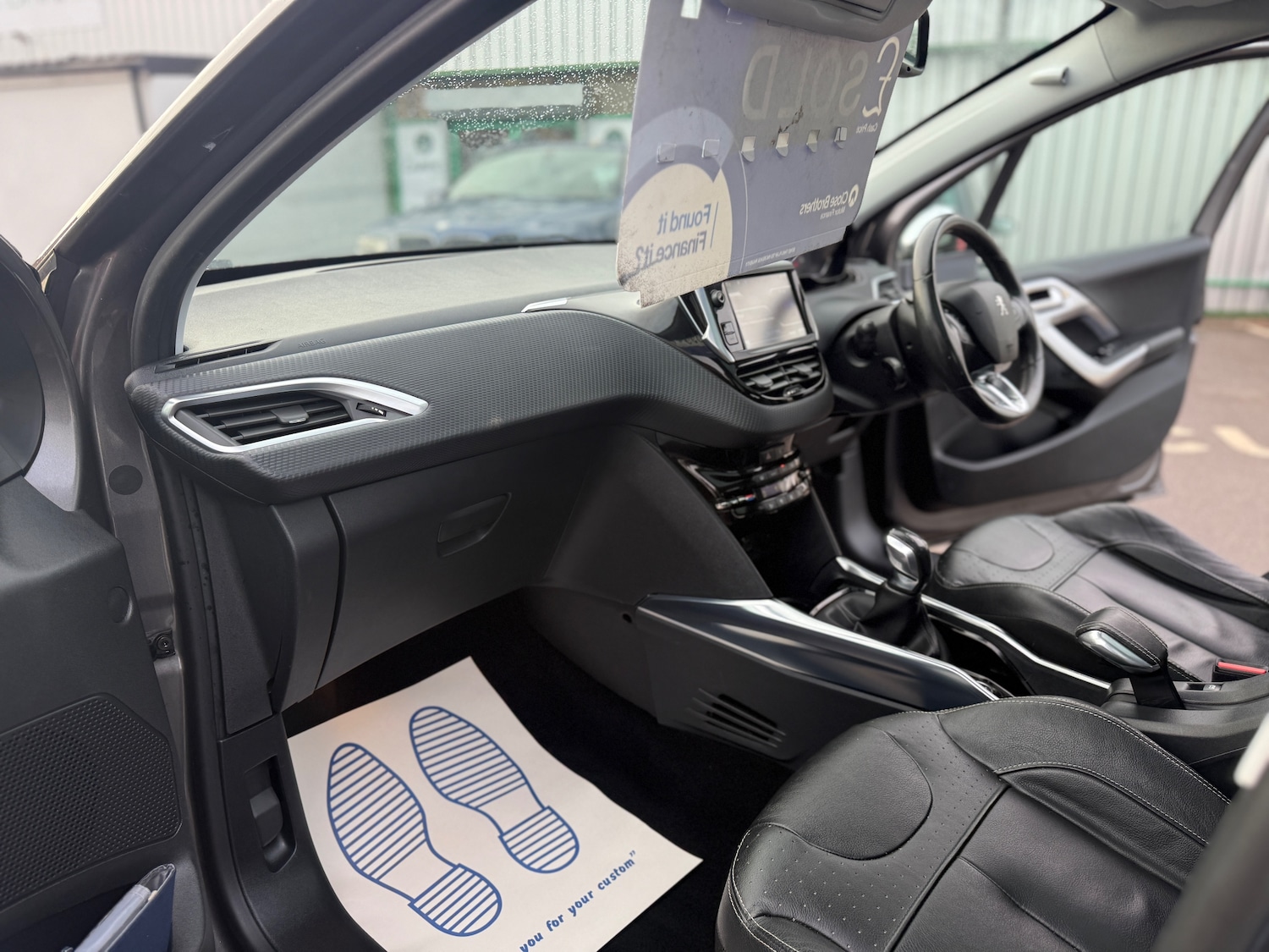 Used Peugeot 2008 2014 for sale - 75918185: Photo 13