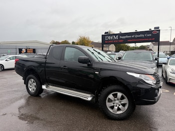 2018 (18) - 2.4 DI-D CC 4Life Pickup Double Cab 4dr Diesel Manual 4WD Euro 6 (s/s) (151
