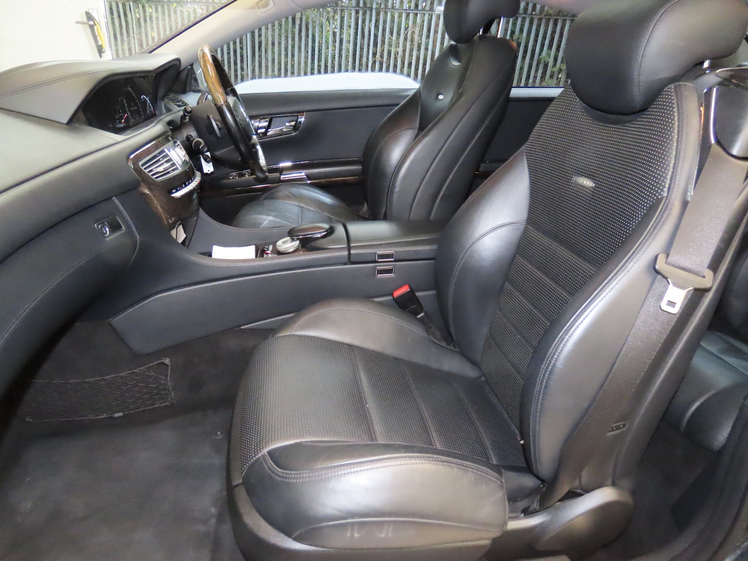 Used Mercedes-Benz CL 2011 for sale - 76353046: Photo 8