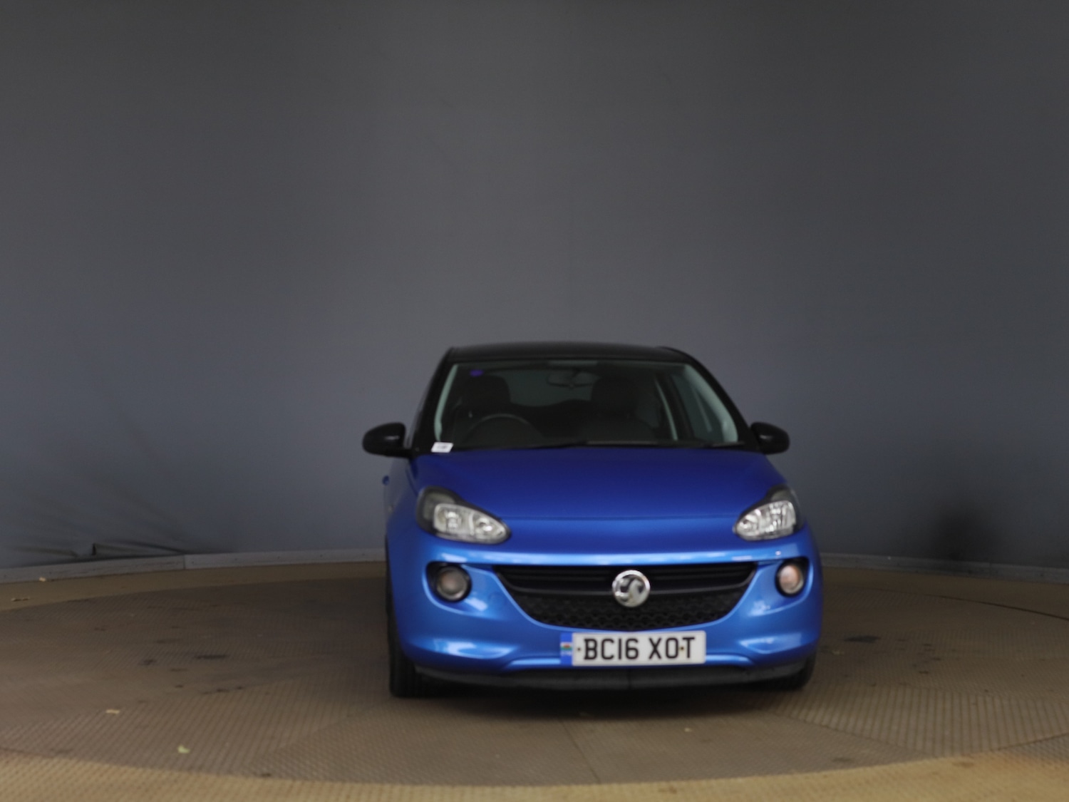 Used Vauxhall ADAM 2016 for sale - 76292901: Photo 2