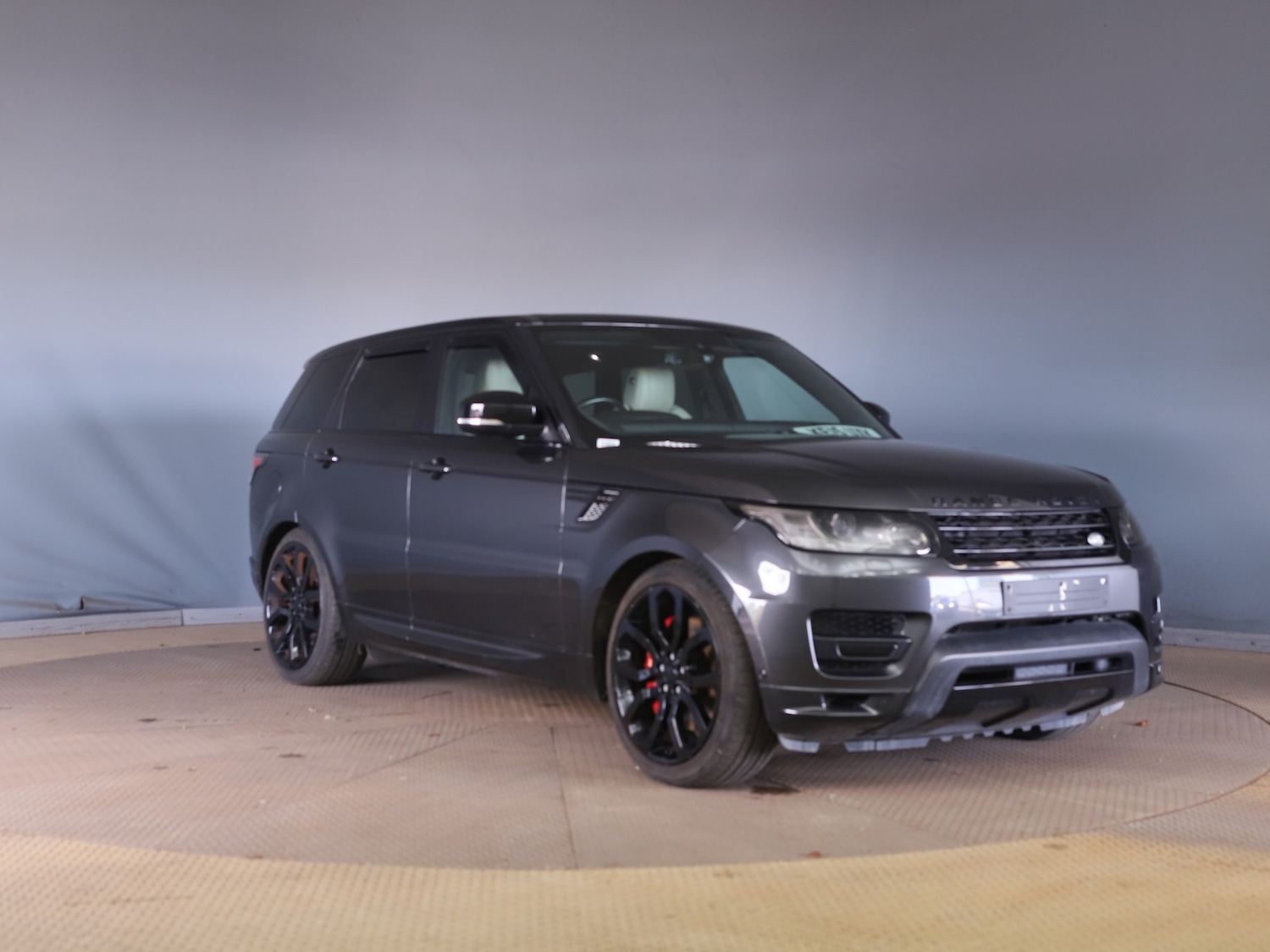 Used Land Rover Range Rover Sport 2015 for sale - 76198127: Photo 1