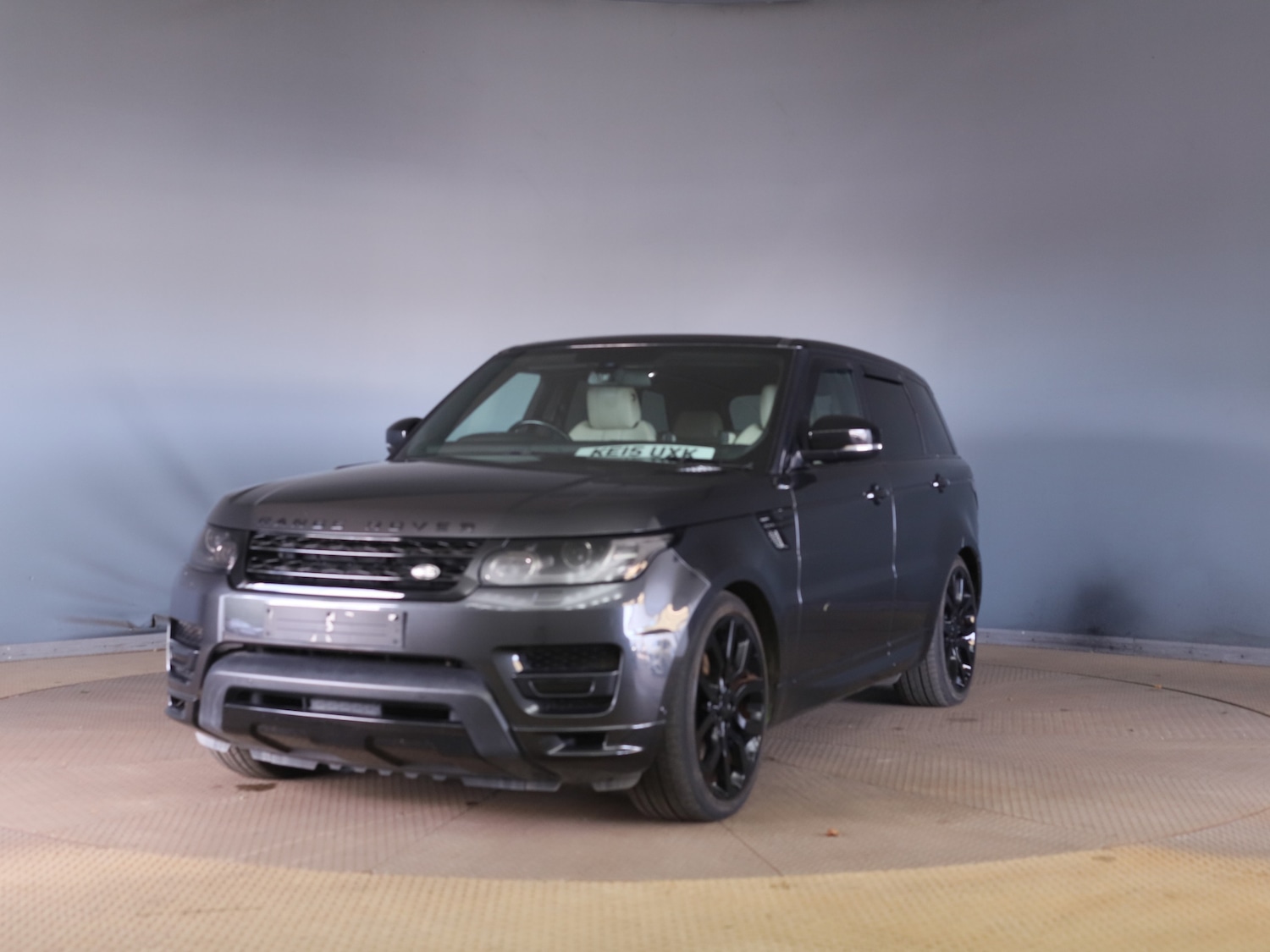 Used Land Rover Range Rover Sport 2015 for sale - 76198127: Photo 3