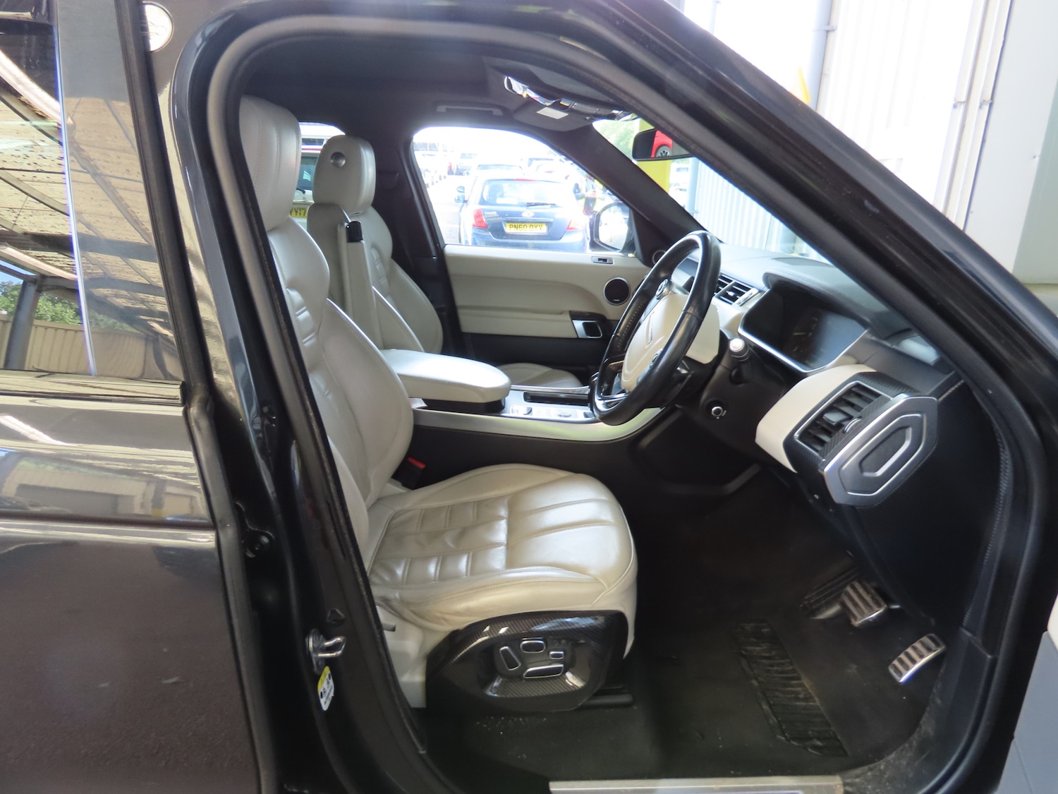 Used Land Rover Range Rover Sport 2015 for sale - 76198127: Photo 7