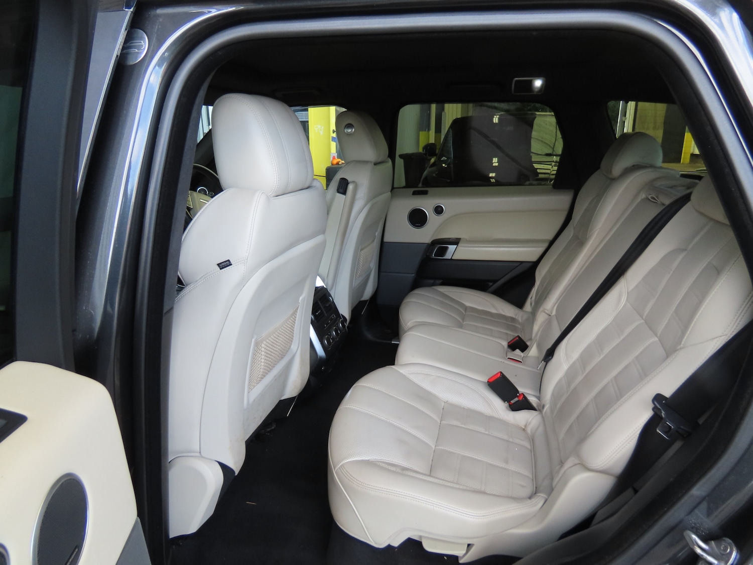 Used Land Rover Range Rover Sport 2015 for sale - 76198127: Photo 9