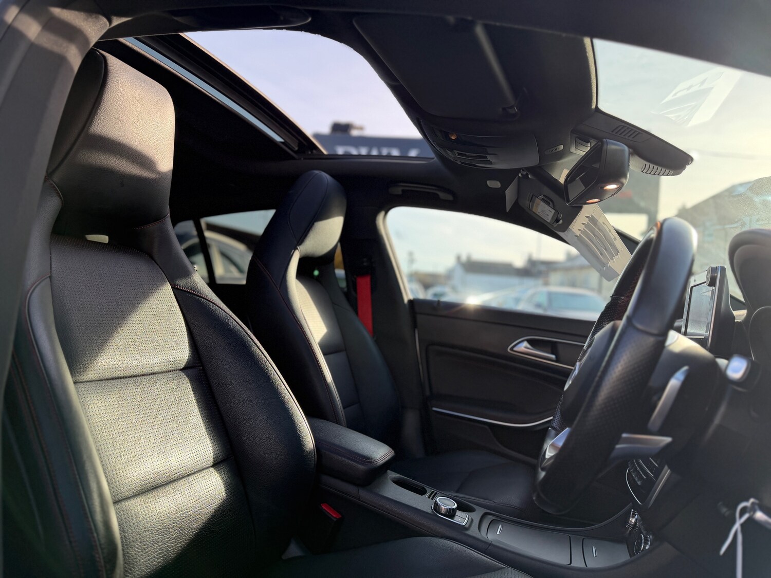 Used Mercedes-Benz CLA 2015 for sale - 76273760: Photo 10