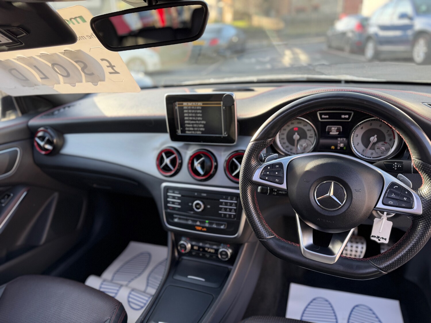 Used Mercedes-Benz CLA 2015 for sale - 76273760: Photo 11