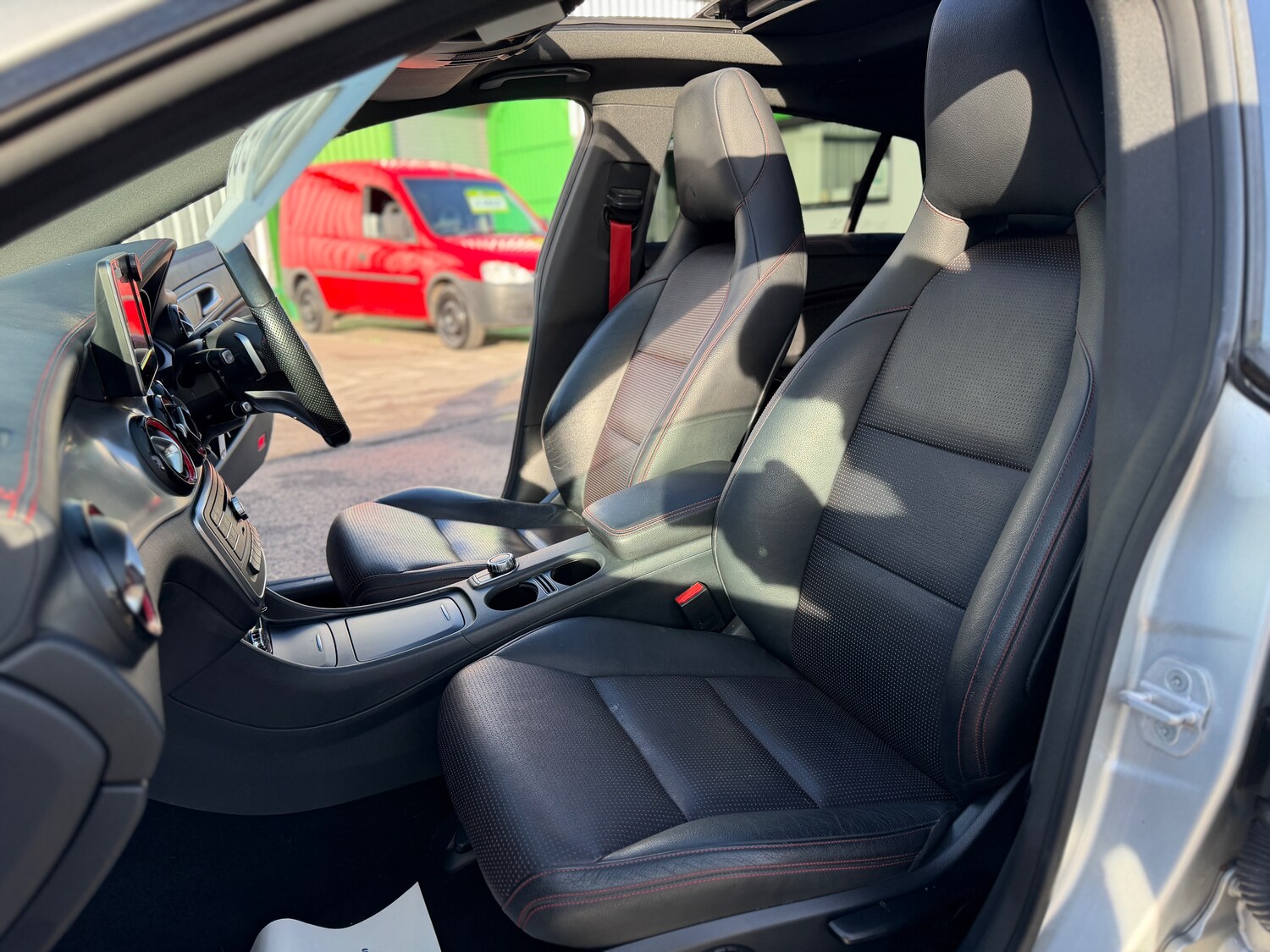 Used Mercedes-Benz CLA 2015 for sale - 76273760: Photo 15