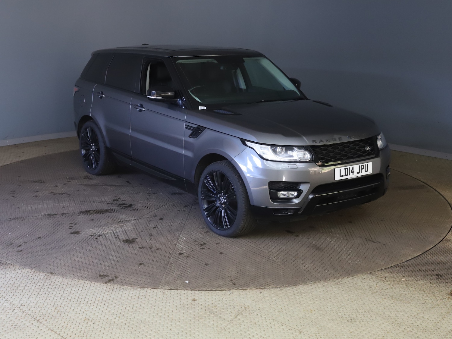 Used Land Rover Range Rover Sport 2014 for sale - 76198328: Photo 1