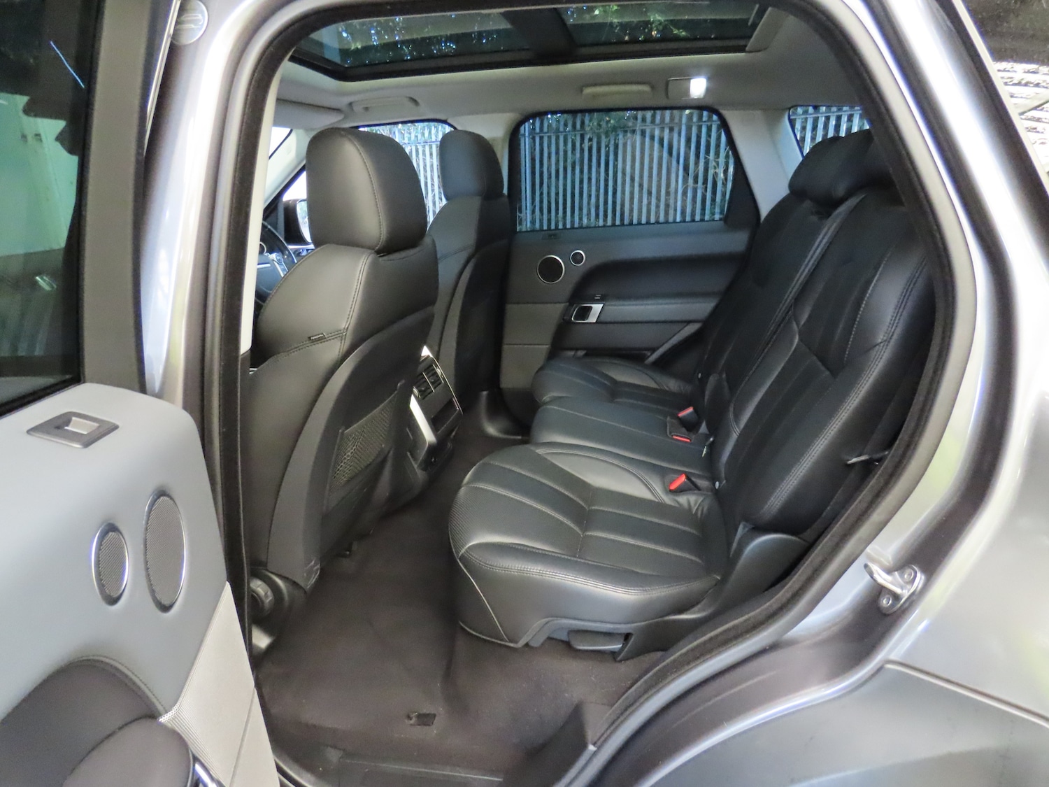 Used Land Rover Range Rover Sport 2014 for sale - 76198328: Photo 9