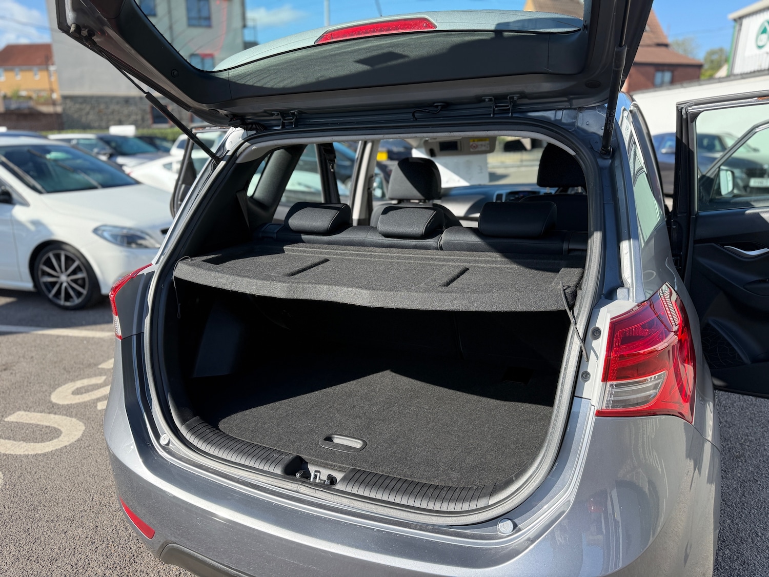 Used Hyundai Ix20 2014 for sale - 76453647: Photo 15