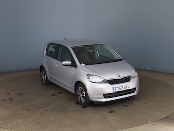 2014 (63) - 1.0 MPI SE 5dr