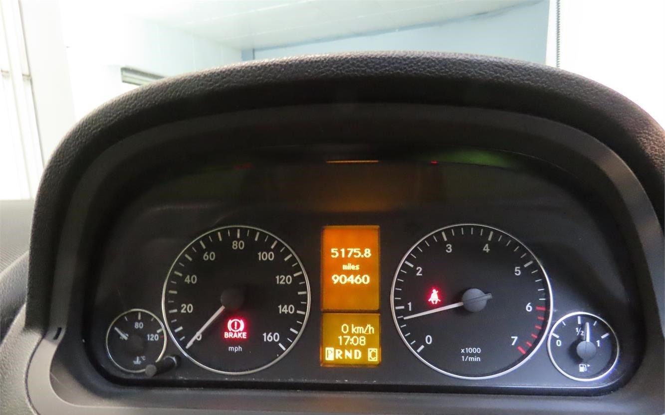 Used Mercedes-Benz A-Class 2010 for sale - 76495807: Photo 3