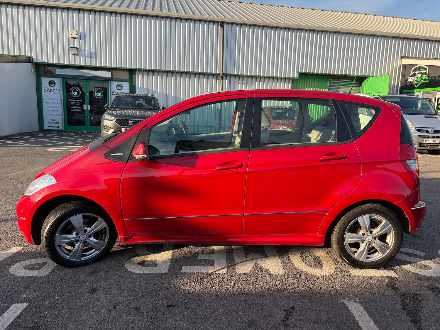 Used Mercedes-Benz A-Class 2011 for sale - 76641626: Photo 5