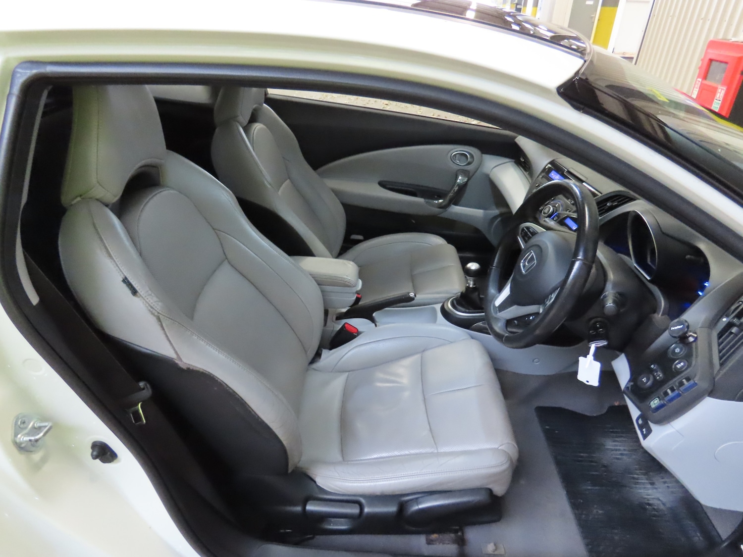 Used Honda CR-Z 2011 for sale - 76292883: Photo 10