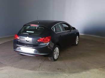 Used Vauxhall Astra 2014 for sale - 75962220: Photo
