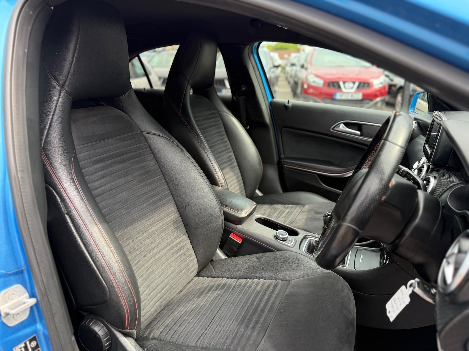 Used Mercedes-Benz A-Class 2013 for sale - 76453636: Photo 11