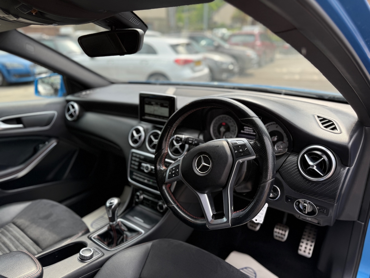 Used Mercedes-Benz A-Class 2013 for sale - 76453636: Photo 9