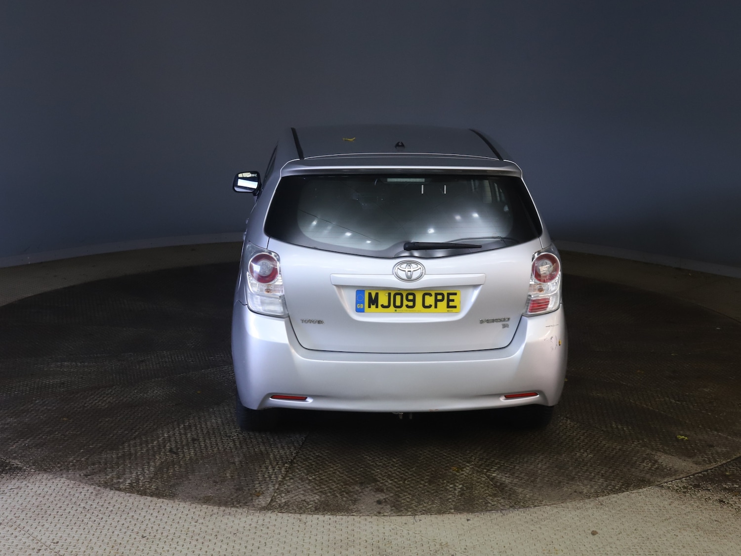 Used Toyota Verso 2009 for sale - 76357820: Photo 5