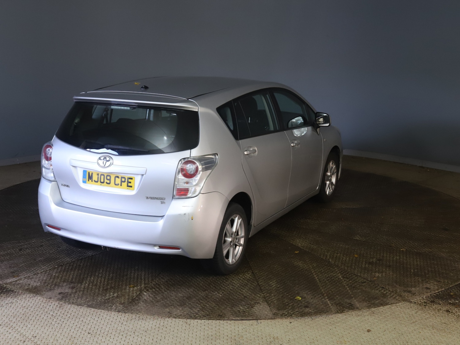 Used Toyota Verso 2009 for sale - 76357820: Photo 6