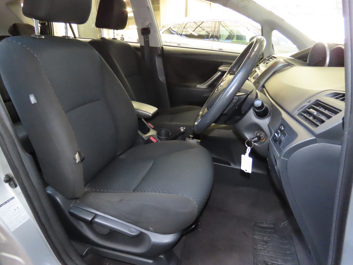 Used Toyota Verso 2009 for sale - 76357820: Photo 7