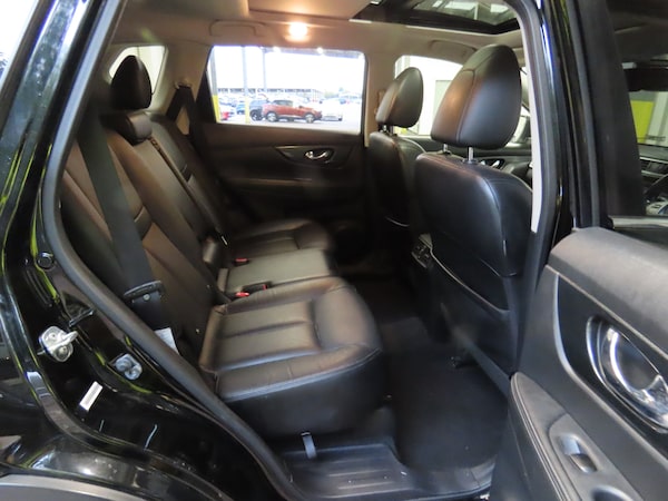 Used Nissan X-Trail 2017 for sale - 76292907: Photo 10