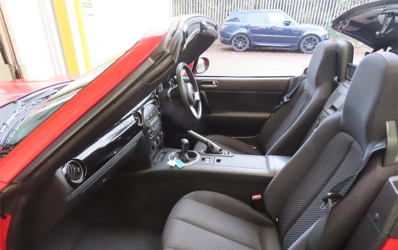 Used Mazda MX-5 2006 for sale - 76767465: Photo 2