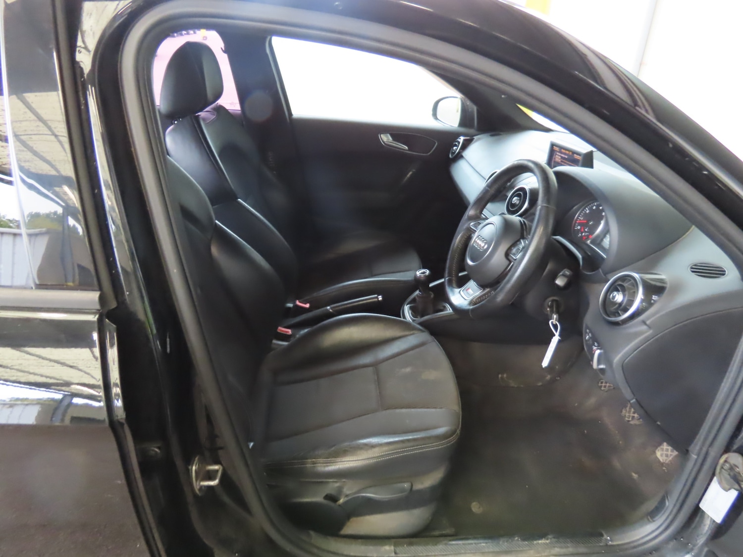 Used Audi A1 2012 for sale - 76292848: Photo 7