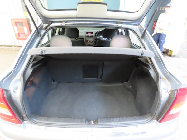 Used Vauxhall Astra 2004 for sale - 76224981: Photo 11