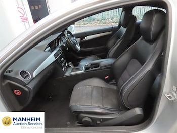 Used Mercedes-Benz C Class 2014 for sale - 76819709: Photo