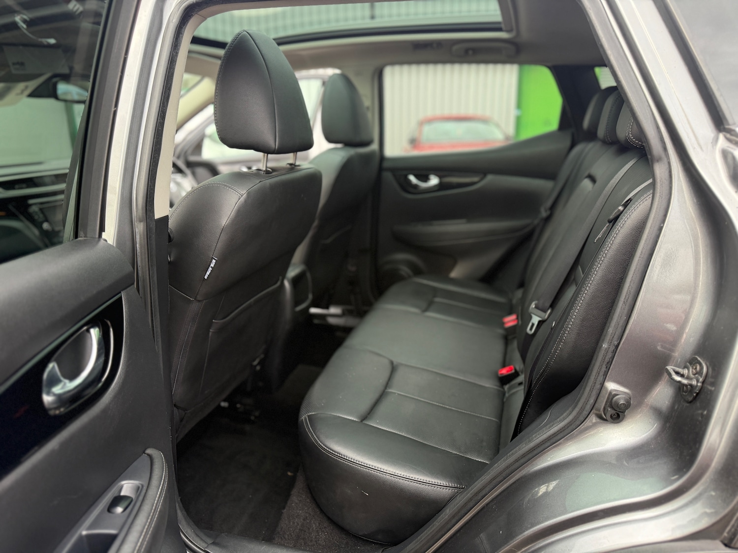 Used Nissan Qashqai 2015 for sale - 76198104: Photo 15