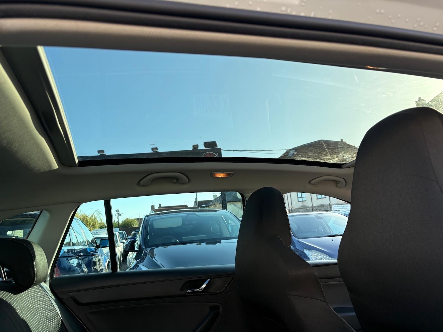 Used Skoda Rapid Spaceback 2014 for sale - 76249614: Photo 14