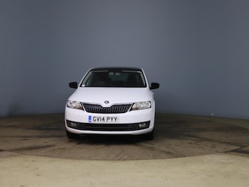Used Skoda Rapid Spaceback 2014 for sale - 76249614: Photo