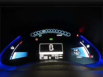 Used Nissan Leaf 2015 for sale - 76685518: Photo