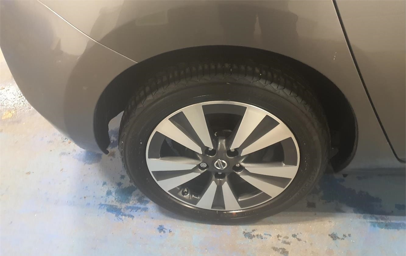 Used Nissan Leaf 2015 for sale - 76685518: Photo 4