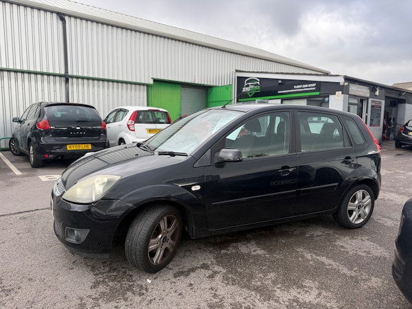 Used Ford Fiesta 2008 for sale - 76217661: Photo 4
