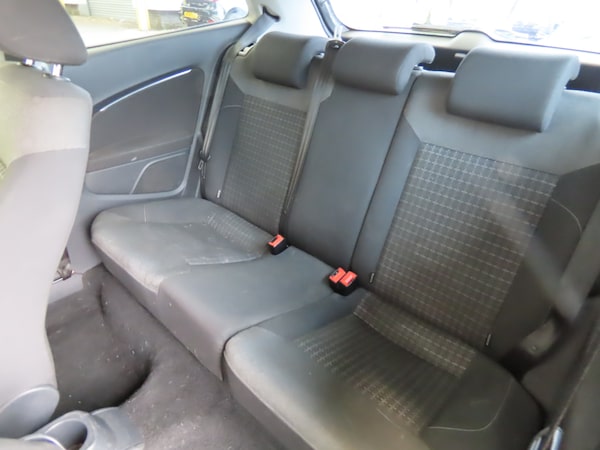 Used Volkswagen Polo 2014 for sale - 76292859: Photo 9