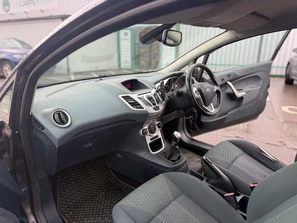 Used Ford Fiesta 2009 for sale - 76165211: Photo 12