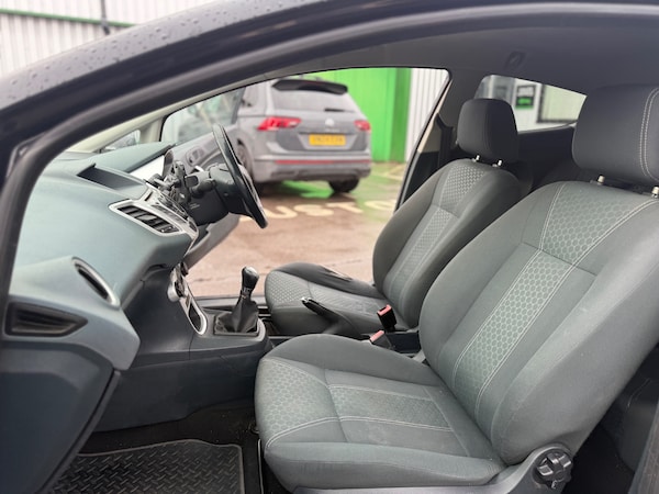 Used Ford Fiesta 2009 for sale - 76165211: Photo 13