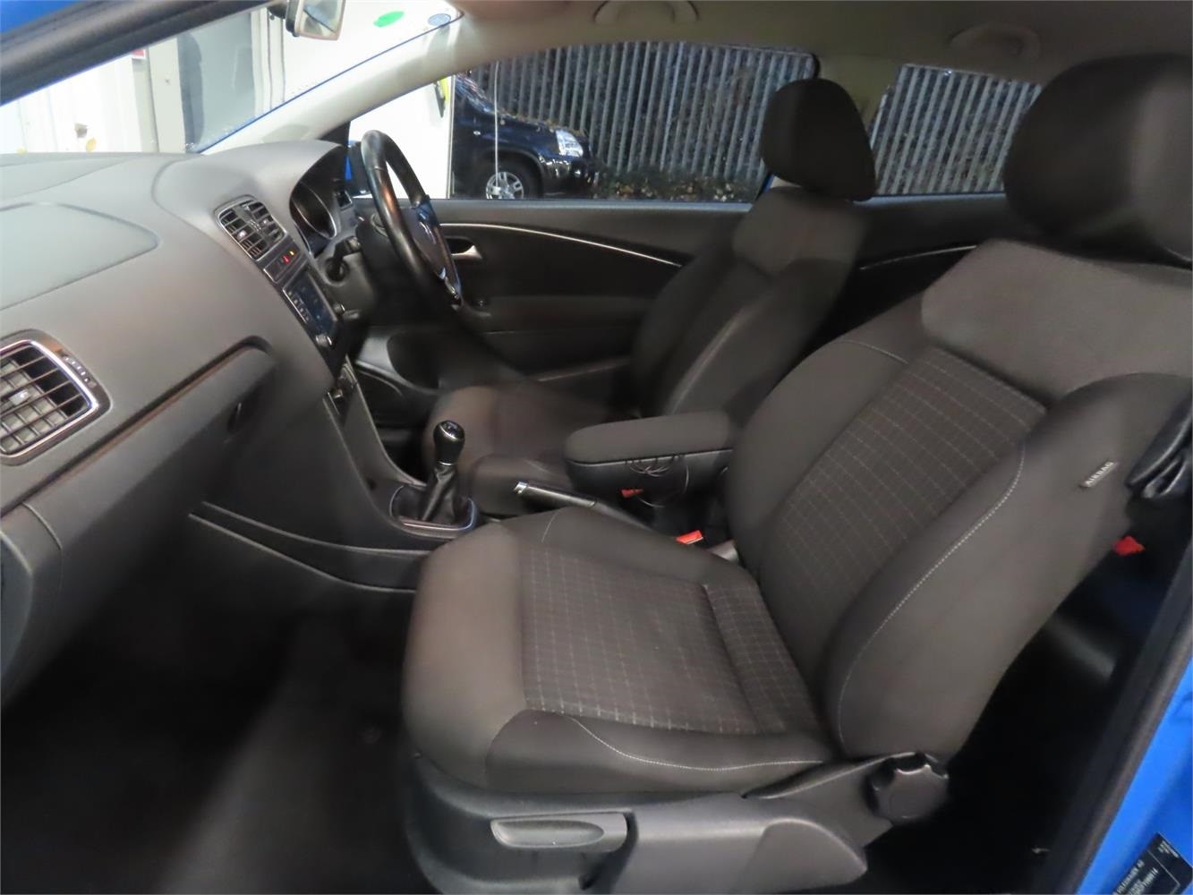 Used Volkswagen Polo 2014 for sale - 76915187: Photo 7