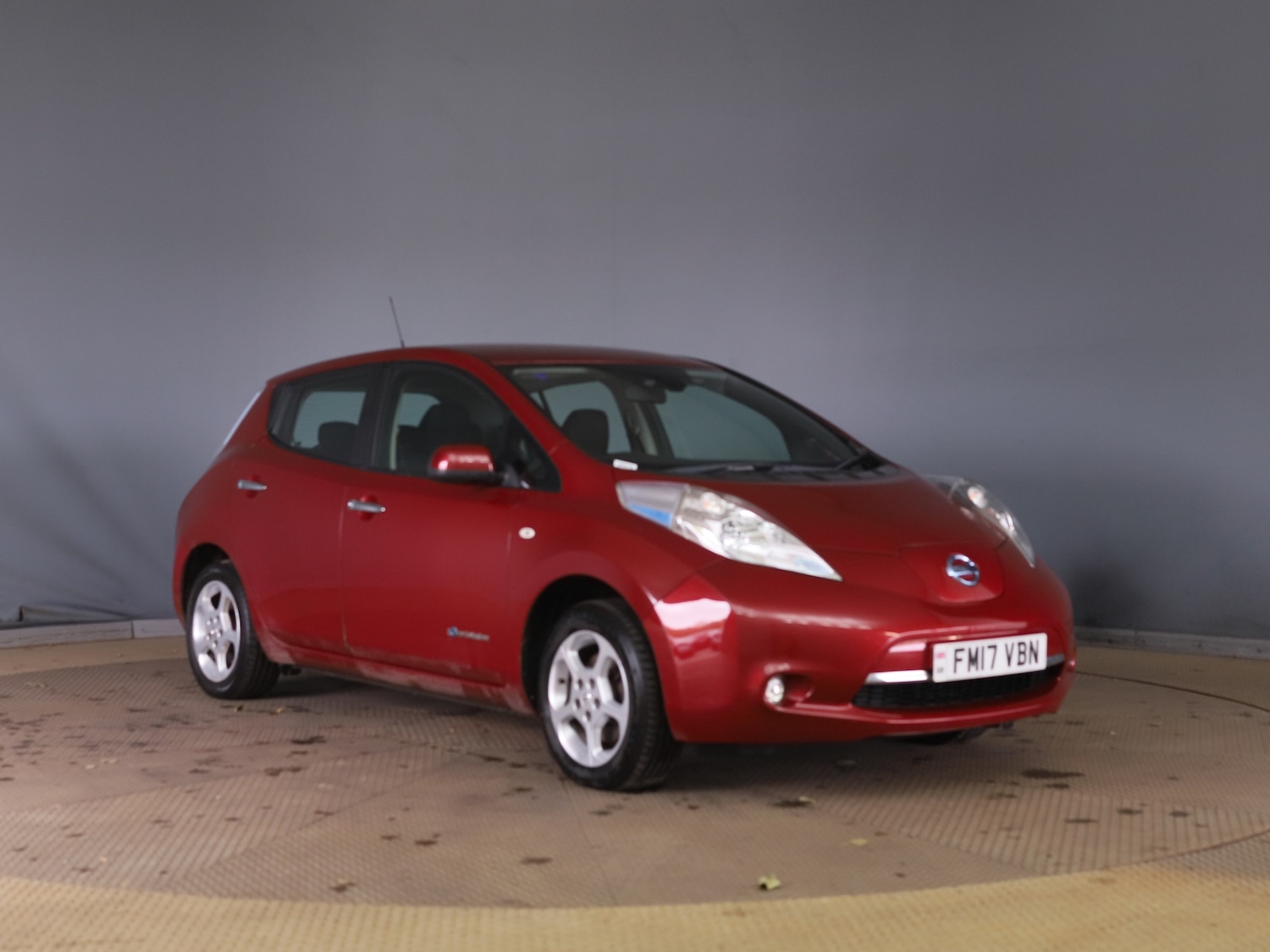 Used Nissan Leaf 2017 for sale - 76292856: Photo 1