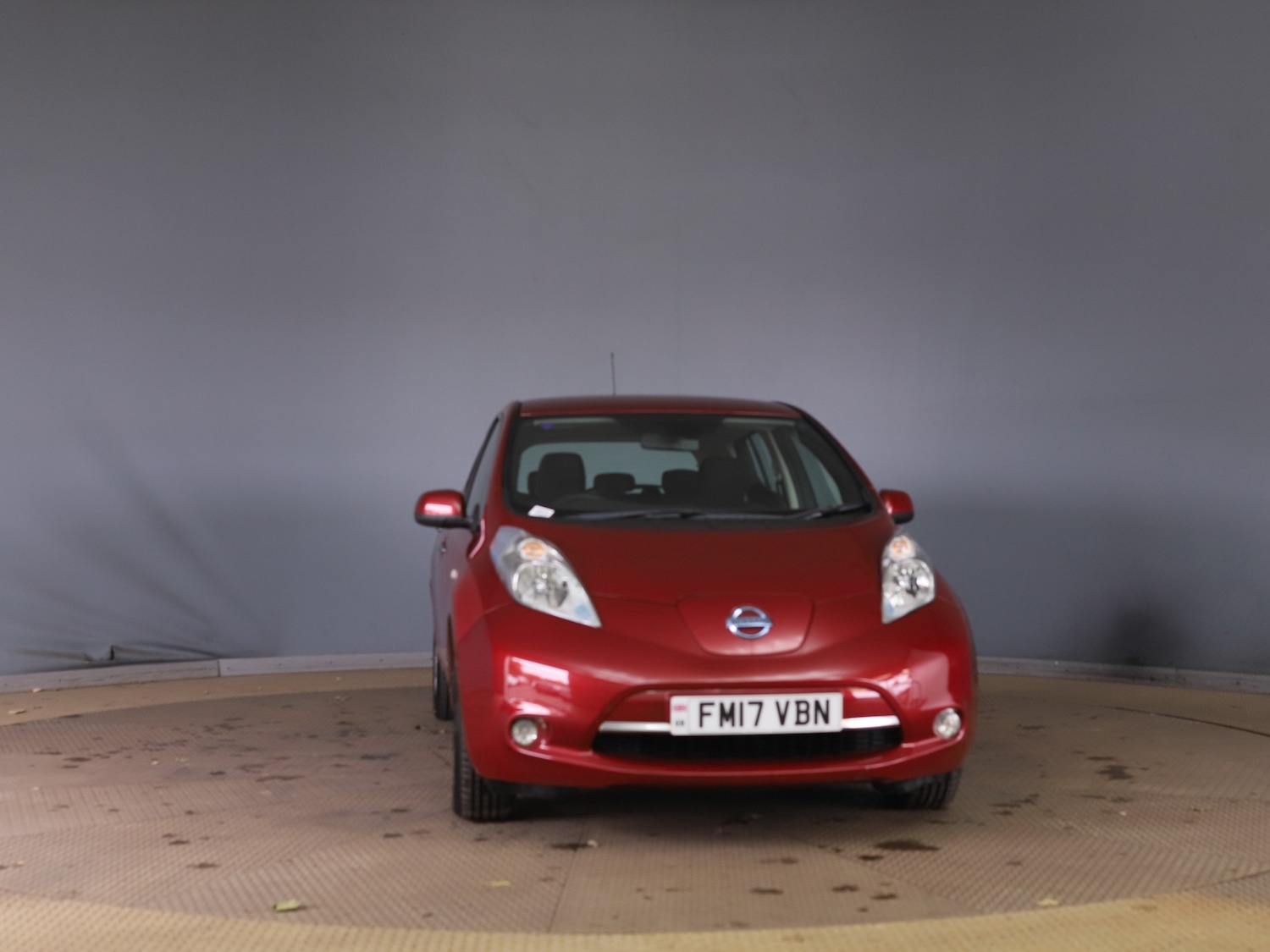 Used Nissan Leaf 2017 for sale - 76292856: Photo 2