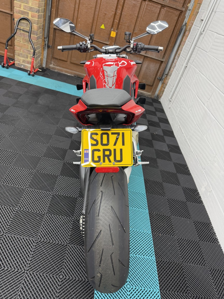 Ducati Streetfighter V4