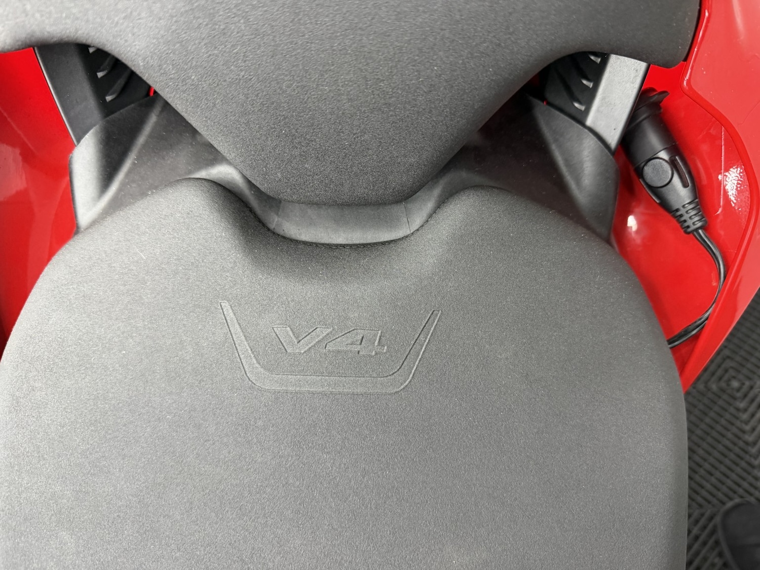 Ducati Streetfighter V4